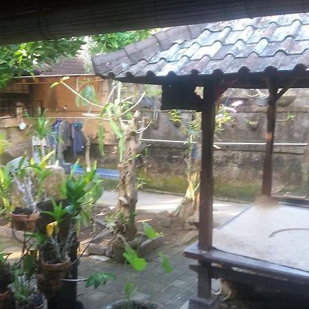 Mawar Homestay Canggu Exterior photo